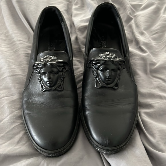 VERSACE slip on Medusa loafs - Picture 2 of 5